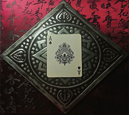 Cách Chơi Poker Texas Hold'em Đã Thay Đổi: Chiến Lược Đặt Cược Nhỏ Và Lớn