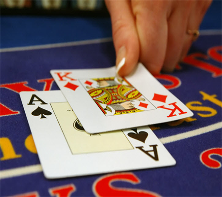 “Chuyên Gia Poker Dạy Bạn Cách Tính Xác Suất Bài”