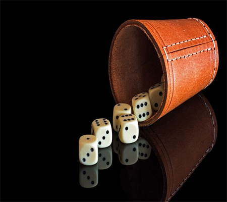 Luật Tối Thiểu Tăng Cược Trong Texas Hold'em Poker